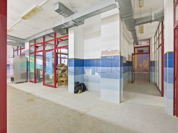 Image No.21-Commercial for sale