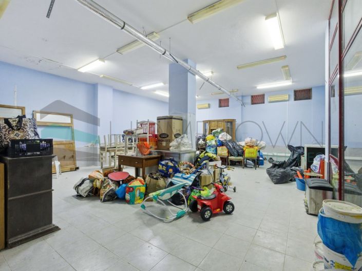 Image No.25-Commercial for sale