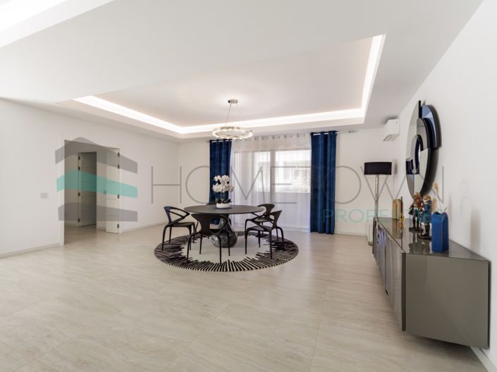 Image No.13-5 Bed House for sale