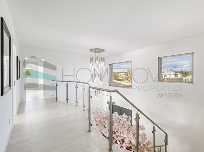 Image No.19-5 Bed House for sale