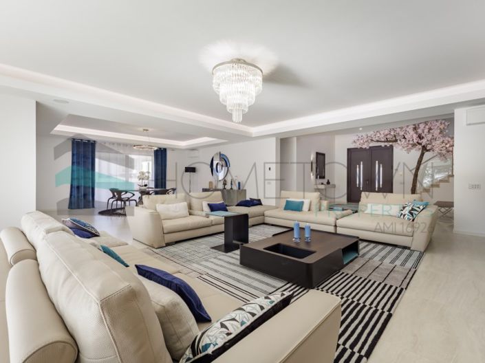 Image No.8-5 Bed House for sale