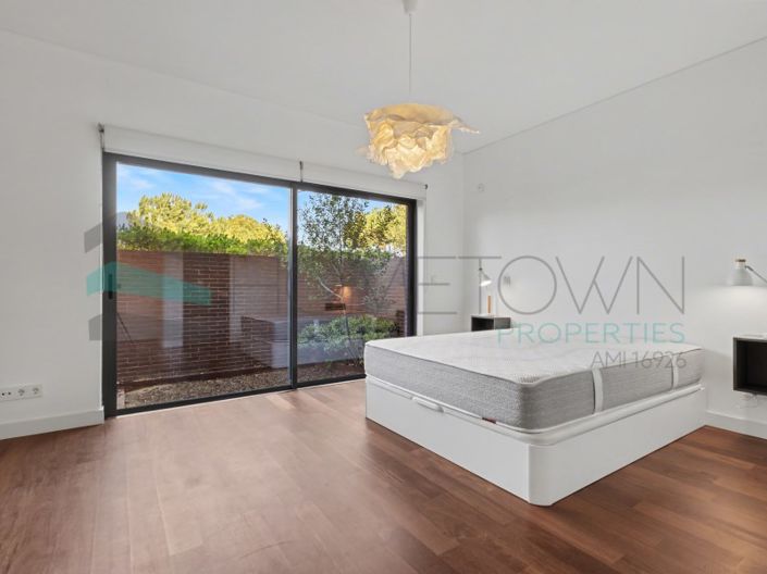 Image No.19-1 Bed Apartment for sale