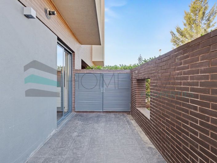 Image No.24-1 Bed Apartment for sale