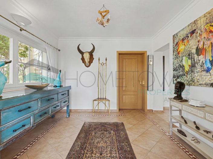 Image No.3-5 Bed House for sale