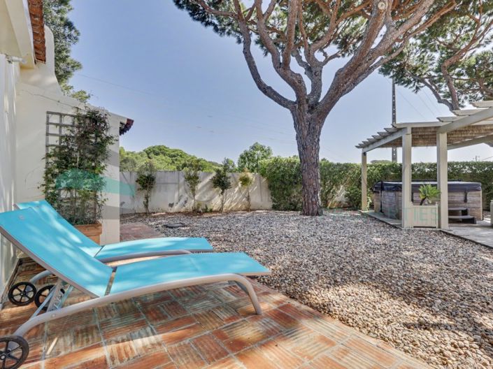 Image No.30-5 Bed House for sale