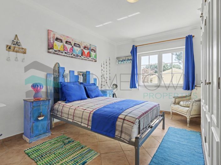 Image No.37-5 Bed House for sale