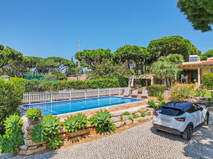 Image No.50-5 Bed House for sale