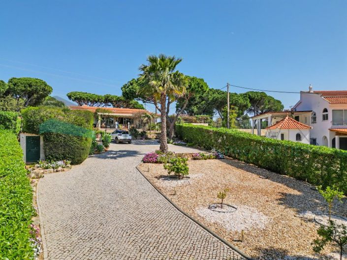 Image No.52-5 Bed House for sale