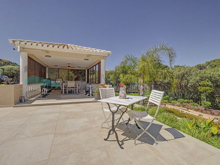 Image No.13-5 Bed House for sale