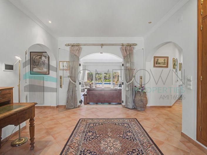 Image No.4-5 Bed House for sale