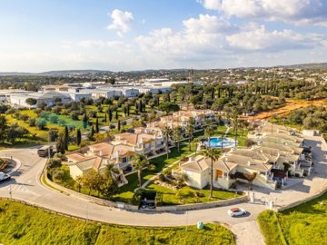 id49d9c101-0000-0500-0000-000018ed3751