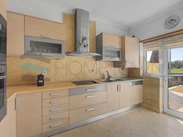 id49d9c101-0000-0500-0000-000018ed3787