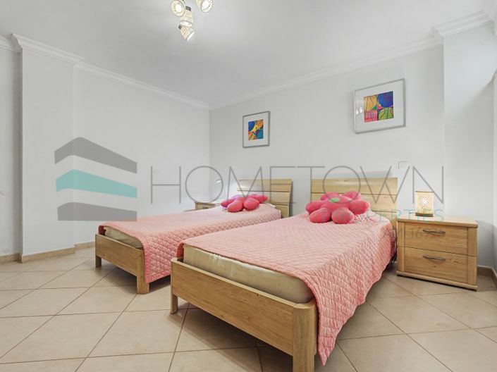 Image No.27-2 Bed House for sale