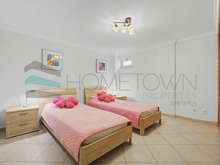 Image No.29-2 Bed House for sale