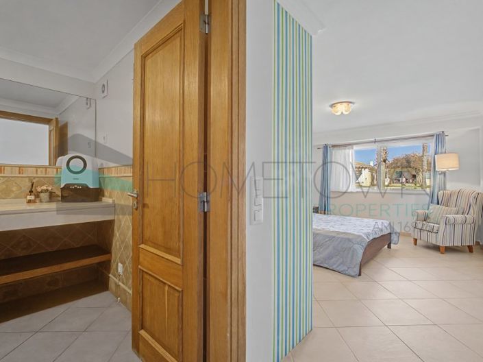 Image No.32-2 Bed House for sale