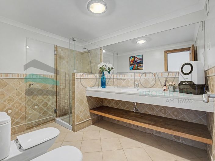 Image No.36-2 Bed House for sale