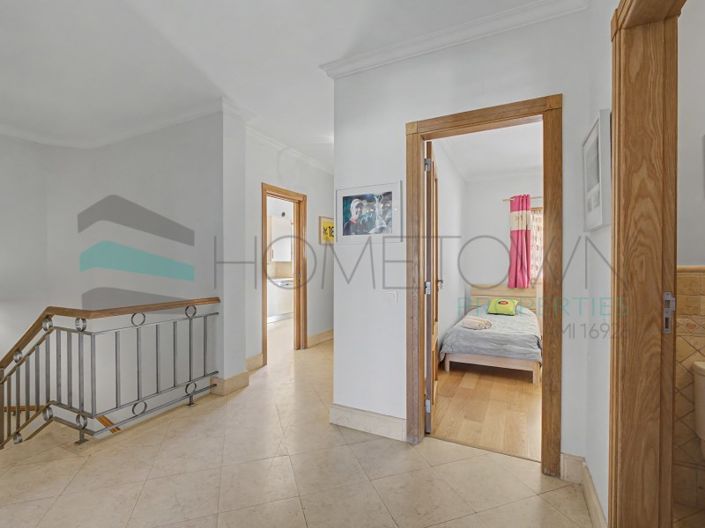 Image No.40-2 Bed House for sale