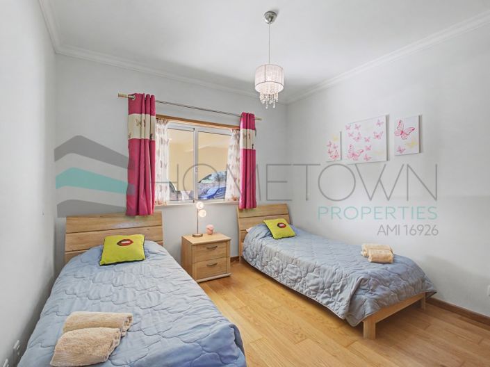 Image No.41-2 Bed House for sale