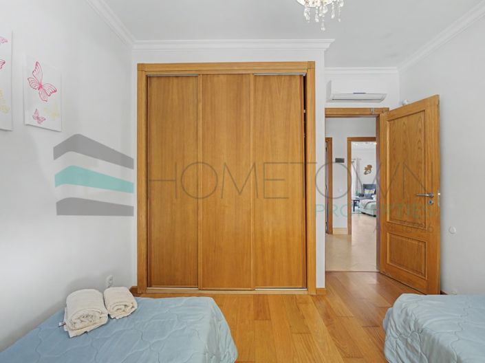 Image No.42-2 Bed House for sale