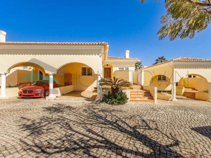 Image No.46-2 Bed House for sale