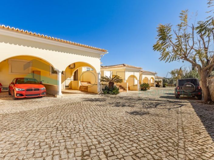 Image No.48-2 Bed House for sale