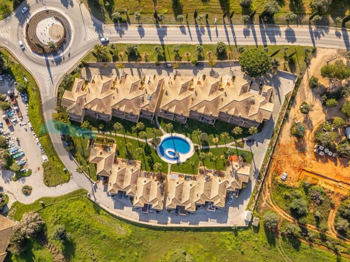 Image No.53-2 Bed House for sale