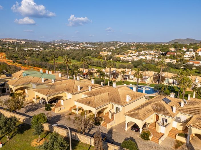 Image No.57-2 Bed House for sale