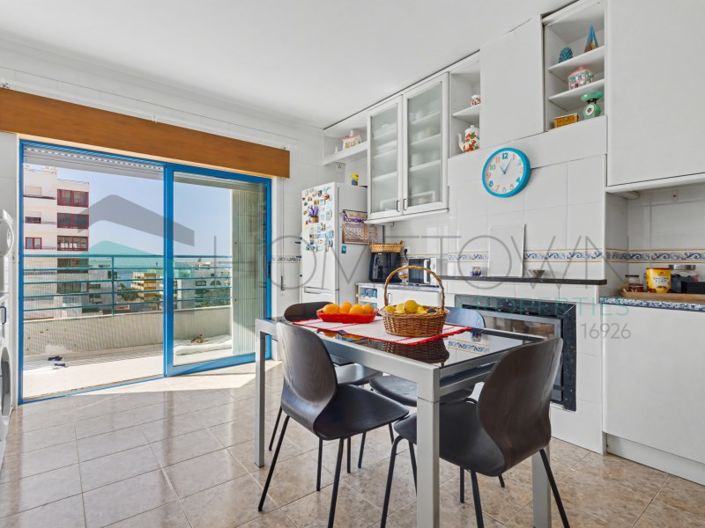 Image No.11-2 Bed Apartment for sale