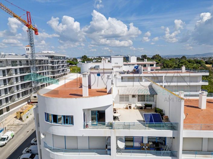 Image No.30-2 Bed Apartment for sale