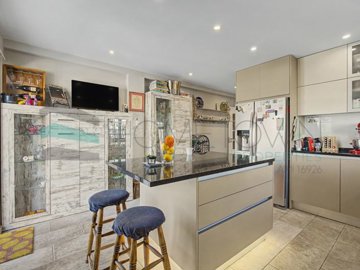 id7c60c601-0000-0500-0000-000018f17836