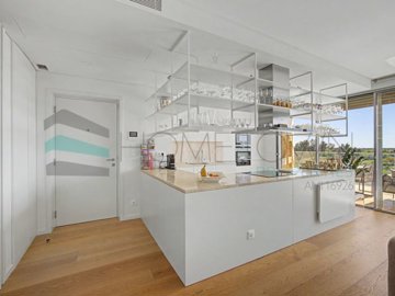 id321dc701-0000-0500-0000-000019040d40