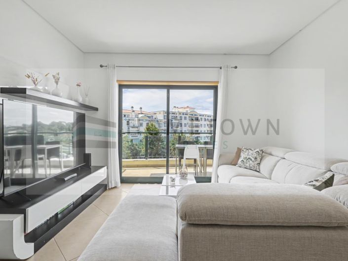 Image No.10-3 Bed Apartment for sale