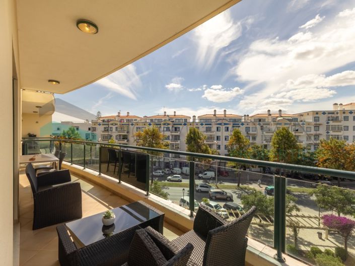 Image No.12-3 Bed Apartment for sale