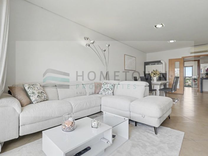 Image No.11-3 Bed Apartment for sale