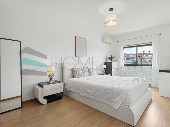 Image No.27-3 Bed Apartment for sale