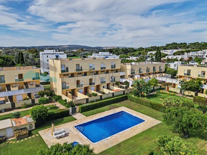 Image No.26-3 Bed Apartment for sale