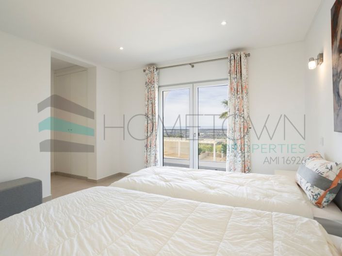 Image No.15-4 Bed House for sale