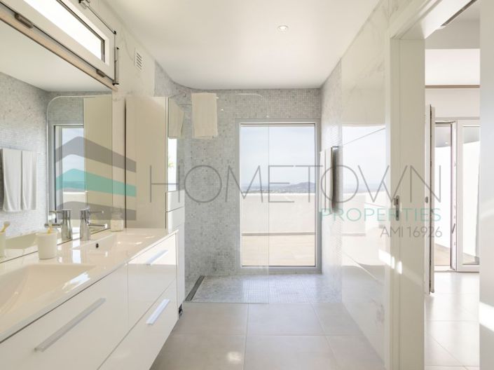 Image No.22-4 Bed House for sale