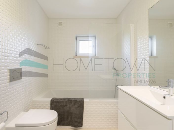 Image No.23-4 Bed House for sale