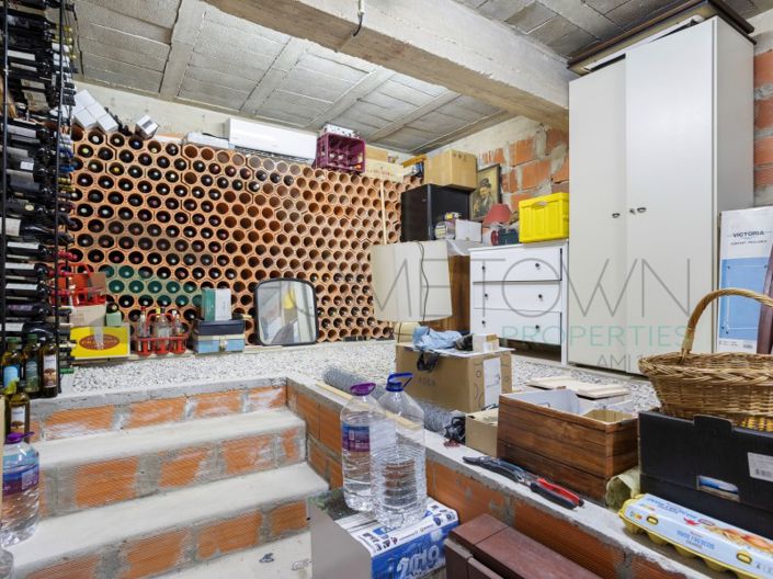 Image No.32-4 Bed House for sale