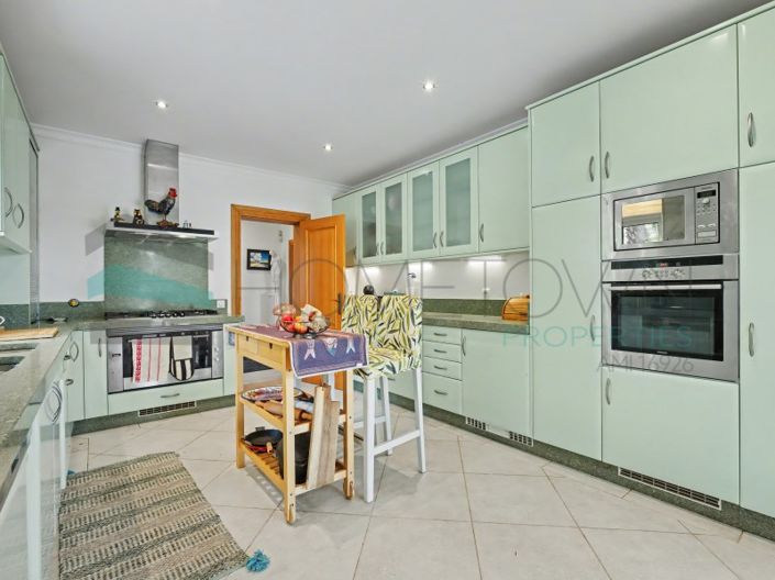 Image No.11-4 Bed House for sale