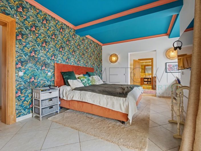 Image No.19-4 Bed House for sale