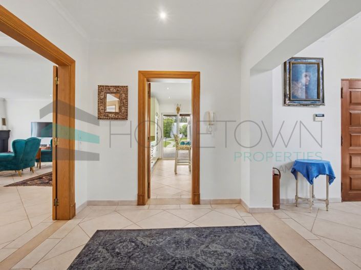 Image No.3-4 Bed House for sale