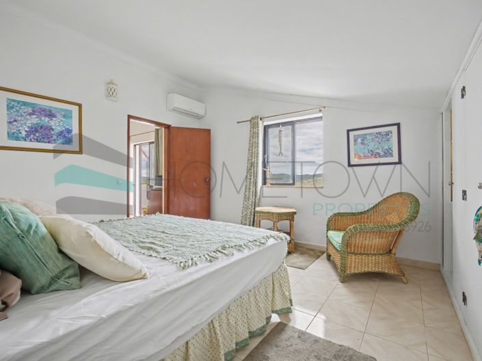 Image No.38-4 Bed House for sale