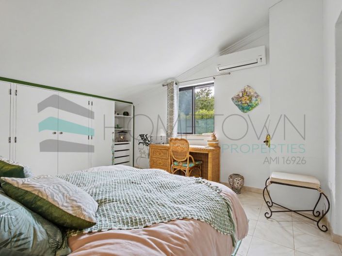 Image No.45-4 Bed House for sale