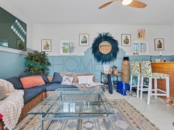 Image No.54-4 Bed House for sale