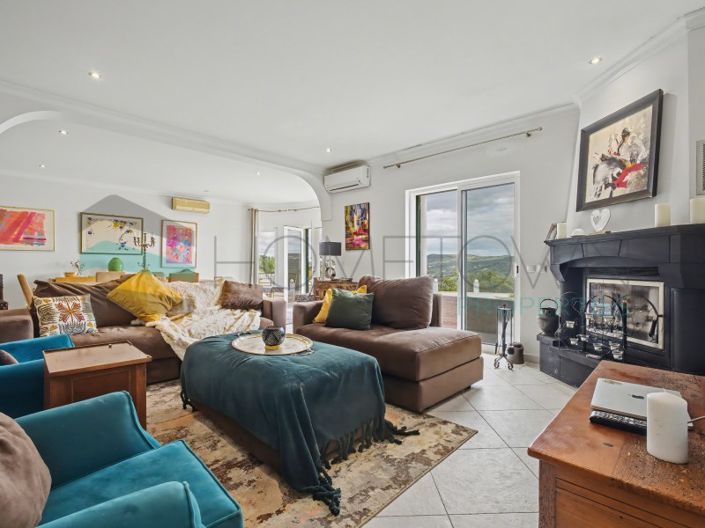 Image No.8-4 Bed House for sale