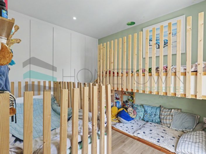 Image No.13-3 Bed House for sale