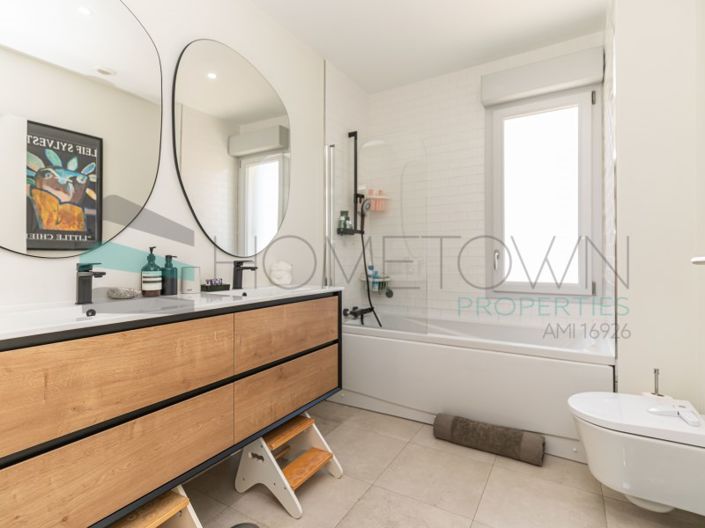 Image No.14-3 Bed House for sale