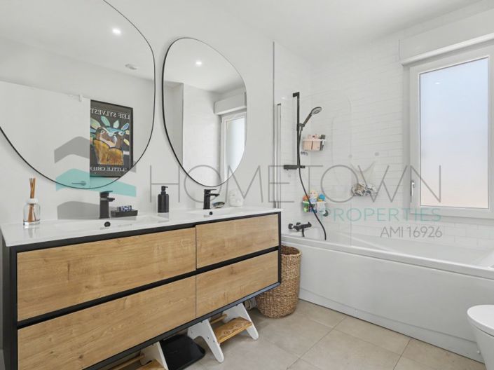 Image No.22-3 Bed House for sale
